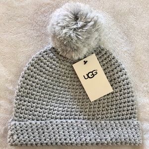 (SOLD) NWT Ugg Knit Beanie